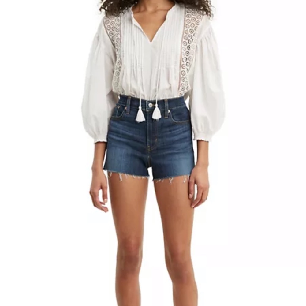 Levi’s HIGH RISE SLIM THROUGH HIP SHORTS 14 | W32 - Picture 2 of 13